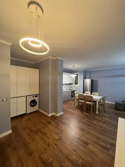 גולם Lovely Apartment By The Seaside 0*,